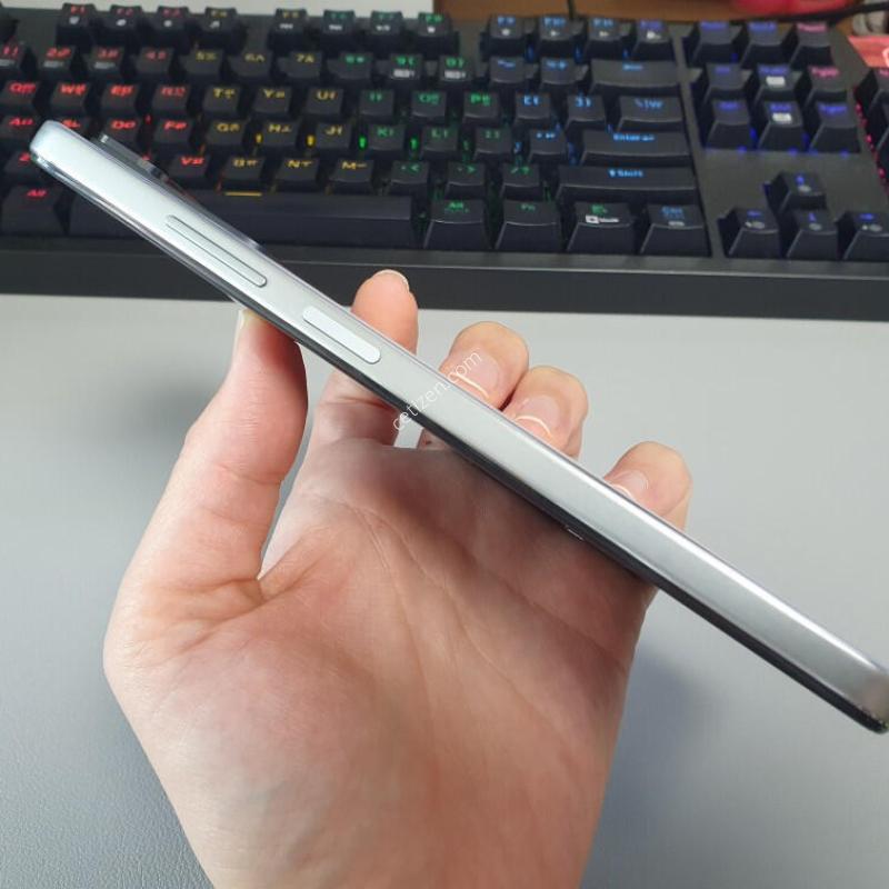 ȫ�̳�Ʈ11 ���� / 128GB / ���� ȭ��Ʈ