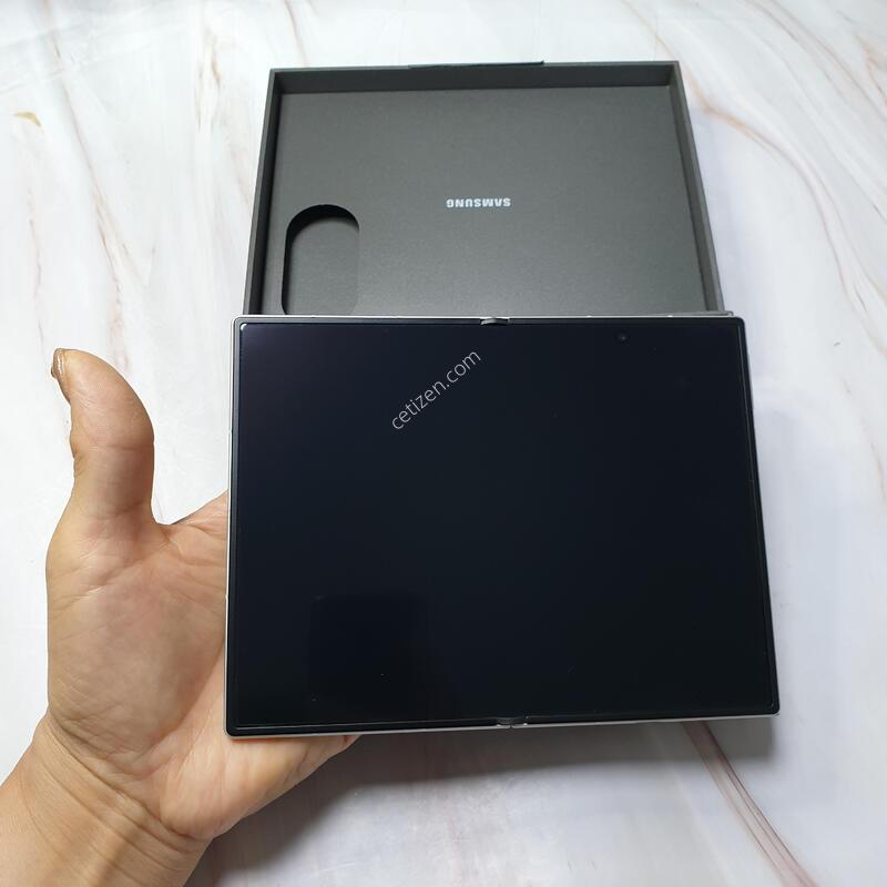 SK ������ Z����8 ���̵� ũ�� 256G �̻�� S�� Ǯ�ڽ� �Ǹ�