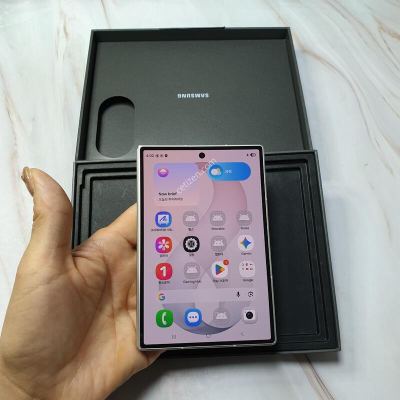 SK ������ Z����8 ���̵� ũ�� 256G �̻�� S�� Ǯ�ڽ� �Ǹ�