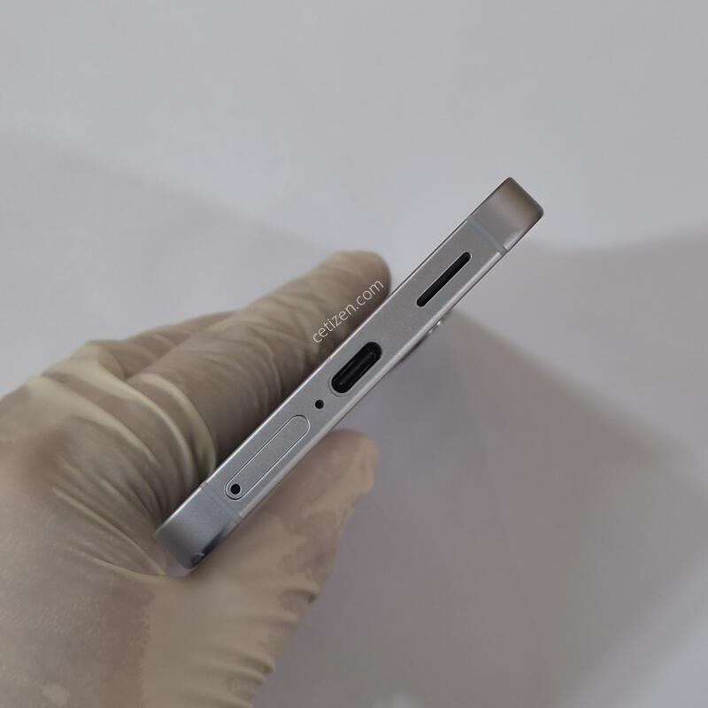 ������ S25 256GB ���̽����� 79312