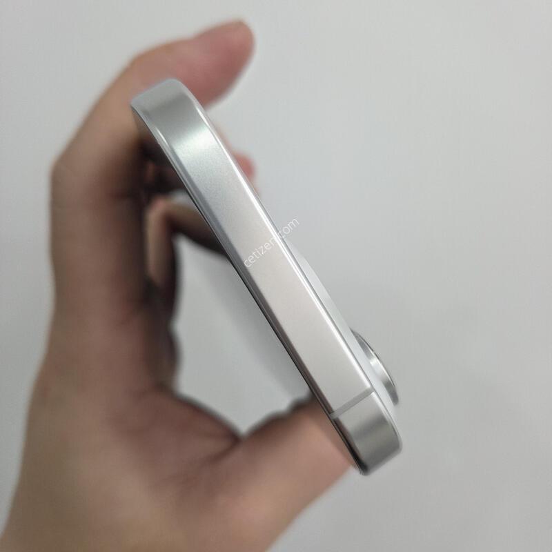������ 16���� 256GB ȭ��Ʈ