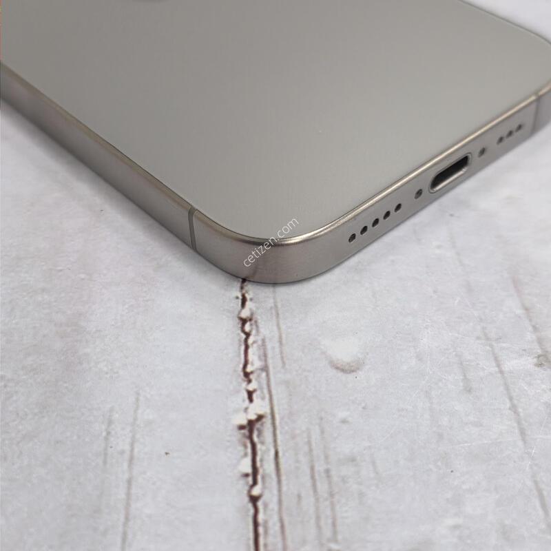 15���� 256GB
