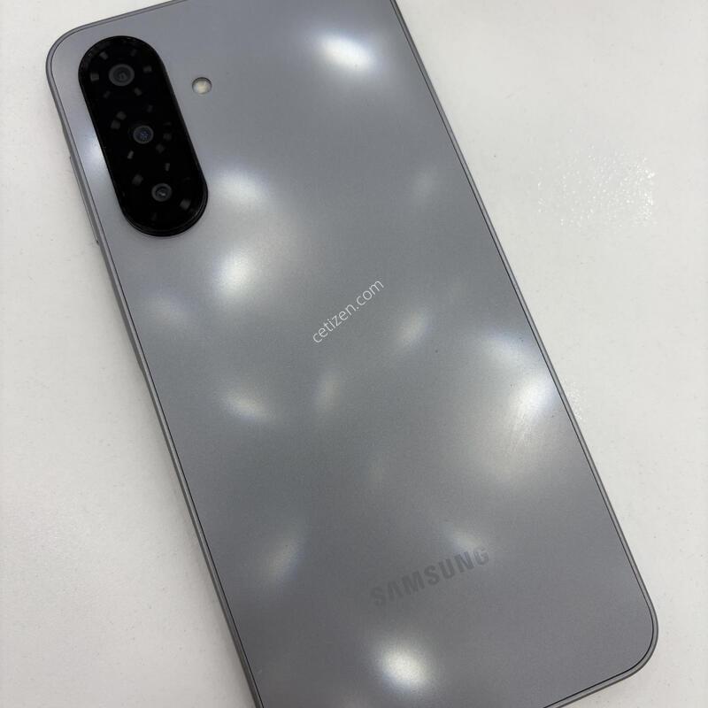 �Ｚ ������A17 (SM-A175N) �� ����� A+��