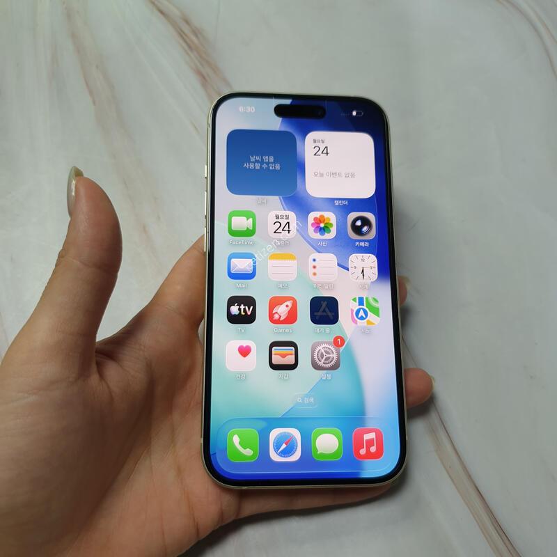 ������15 ���ο� 256G A�� �Ǹ��մϴ�