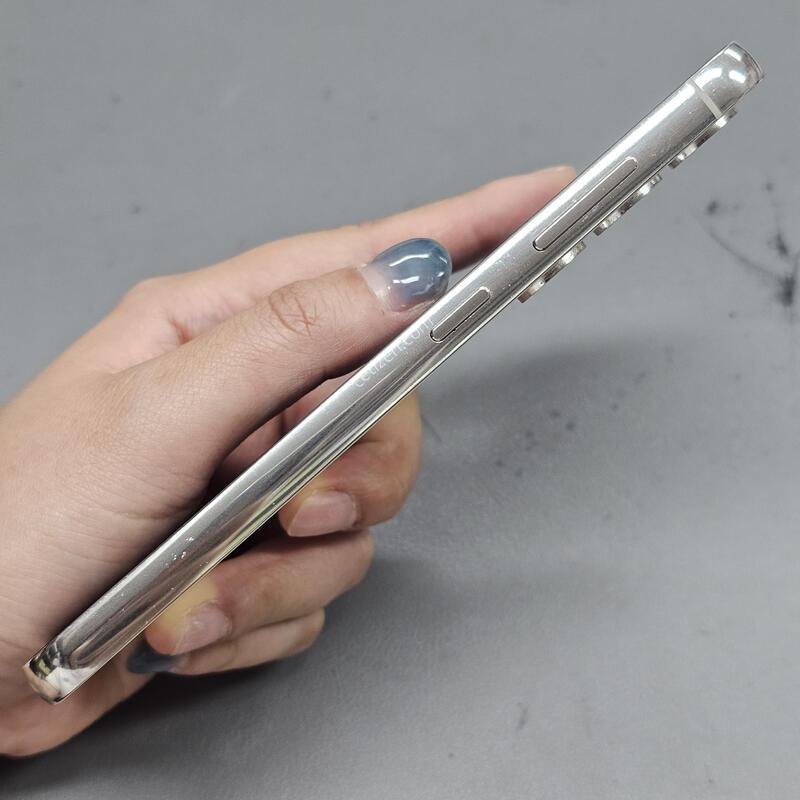 �Ｚ ������ s23 (SM-S911) 256GB ũ�� AA�� ���ܻ� �߰��� ~!