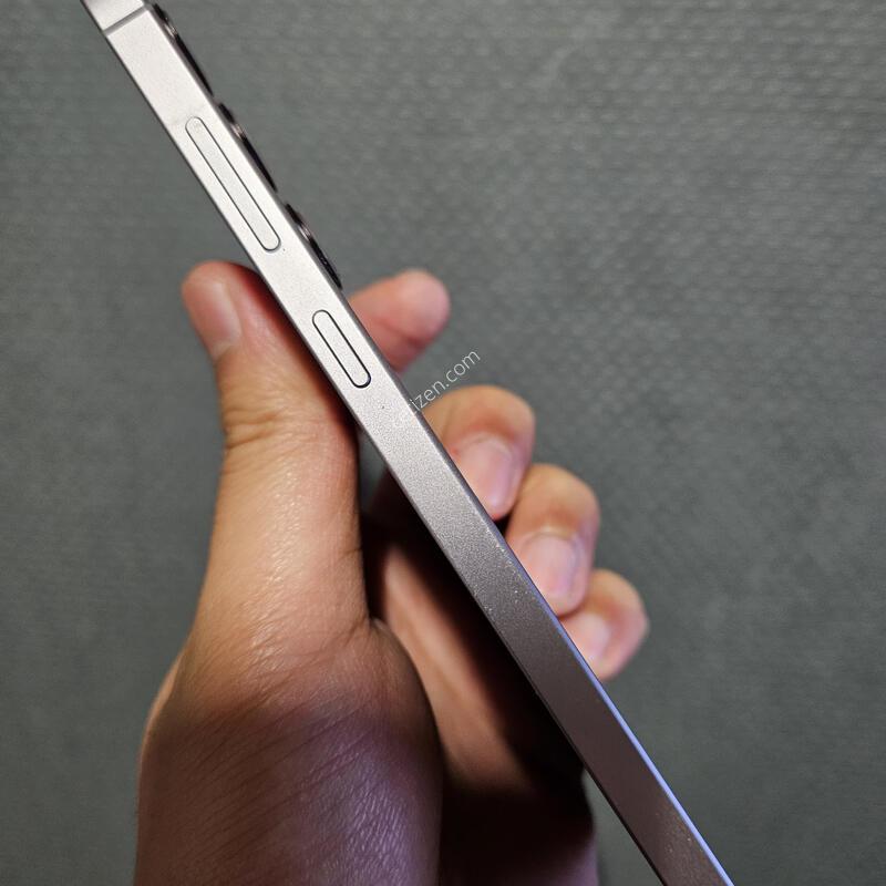 ������S25�÷��� 512GB �����մϴ�