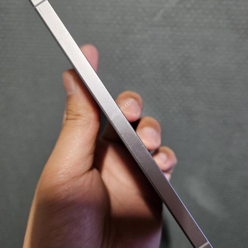 ������S25�÷��� 512GB �����մϴ�