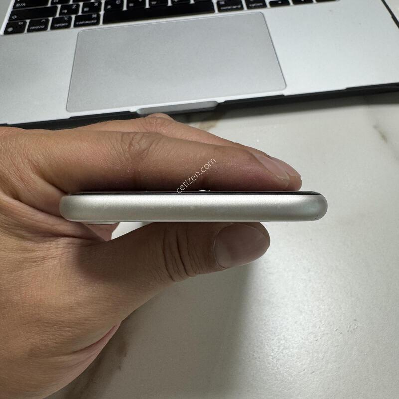(90%)������SE3 128G ��Ÿ����Ʈ �Ǹ��ؿ�.