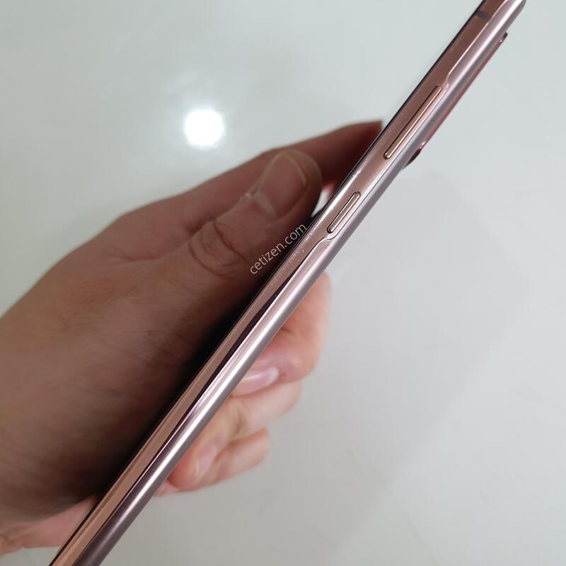 �����ó�Ʈ20 256G ���ܻ� ���±� �߰��� �����