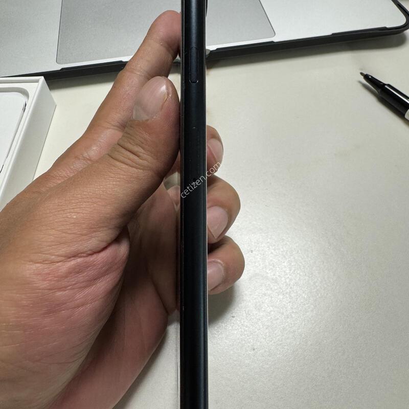(Ǯ��/100%)������SE3 128G �̵峪�� �Ǹ��ؿ�.