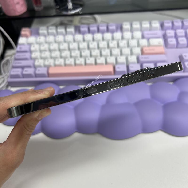 ������13���� 256GB �׷�����Ʈ �Ǹ��մϴ�.