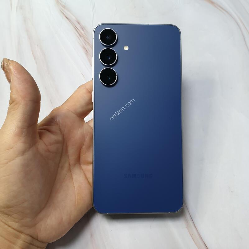 LG ������ S25FE ���� 256G S�� �Ǹ��մϴ�