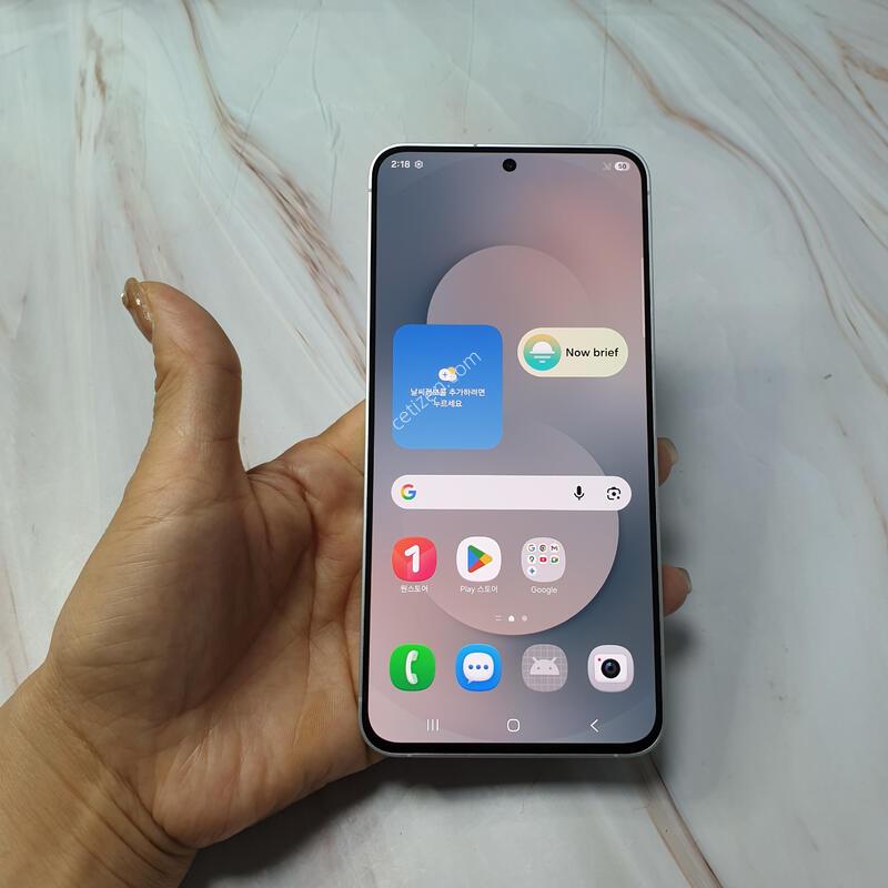 LG ������ S25FE ȭ��Ʈ 256G S�� �Ǹ��մϴ�
