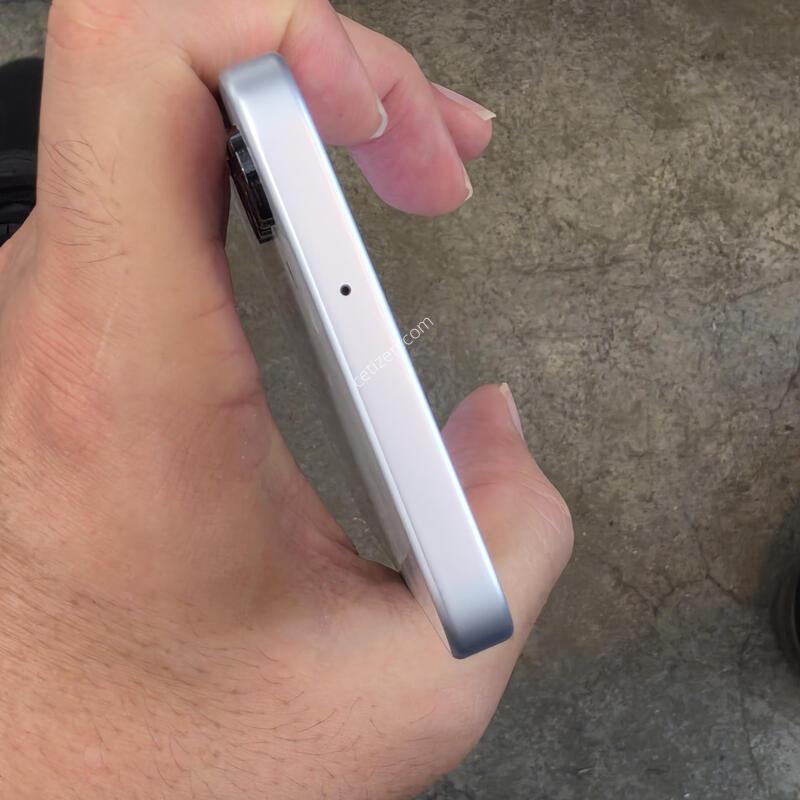 �����ù���4 (128GB) �˴ϴ� Ǯ�ڽ� S��