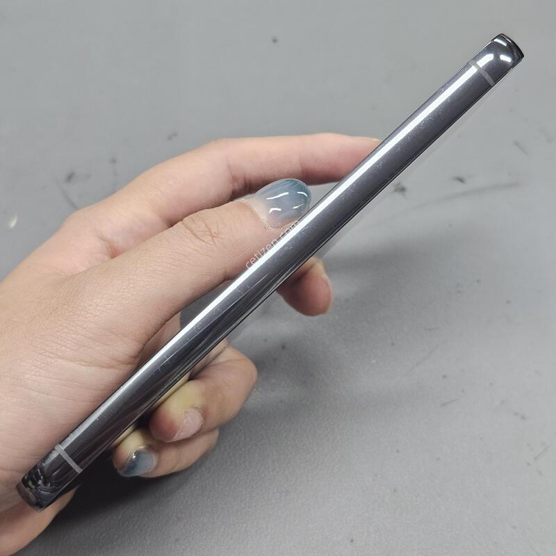 �Ｚ ������ s23 (sm-s911) 256GB �׸� ������ ������ �߰��� ~!!