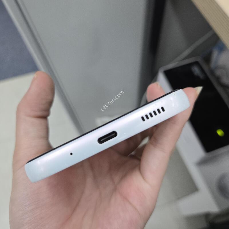 ������ ����3 ȭ��Ʈ 128GB �����������ܻ�