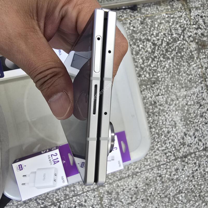 U+ ����7 256G �ǹ����� ���ɱ⺯ A�� ����� �˴ϴ�