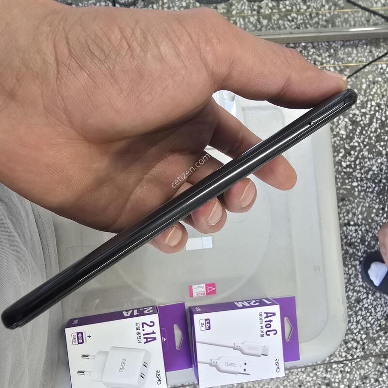 SK ���̵�4 32G �������� ����� �˴ϴ�