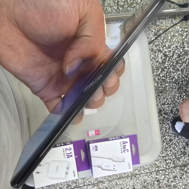 SK ���̵�4 32G �������� ����� �˴ϴ�