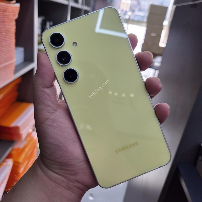 ������ S24 FE ���ο� 256G(�ʸ�/���̽�)