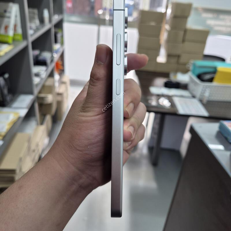 ������ S24 FE ���̽����� 256G(�ʸ�/���̽�)