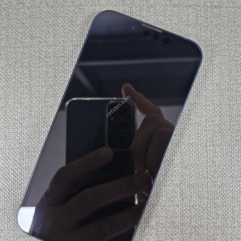 [����] ������ 13 �̴�  128G �Ǹ��մϴ�