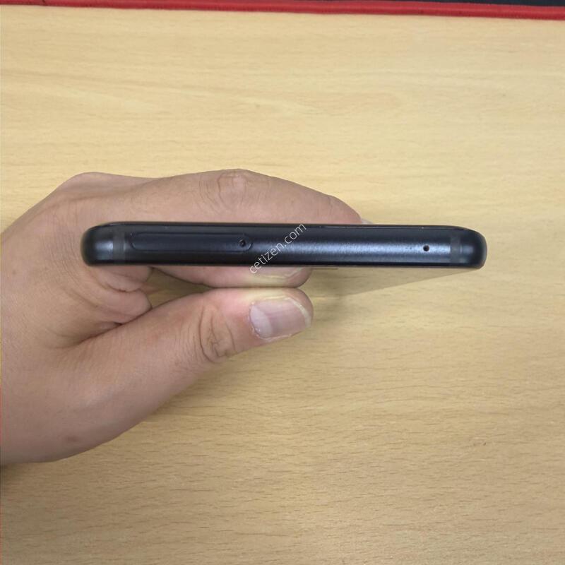 LG Q9 ���� 64GB