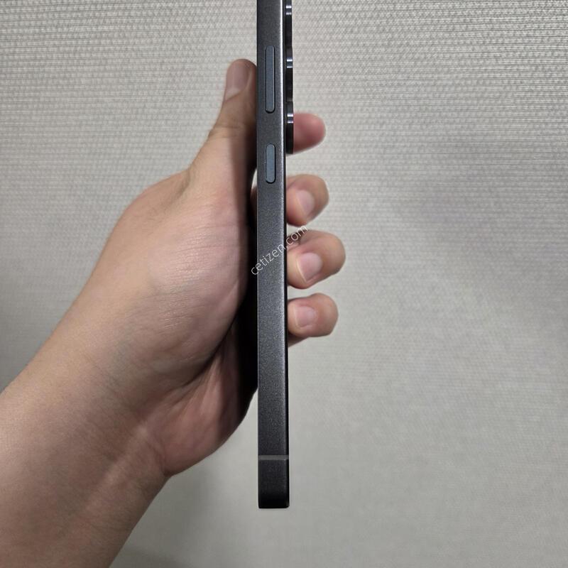 ������s25 ��Ʈ�� ƼŸ�� ��Ʈ���� 512gb, ��ǰ �Ǹ������̽� ���� (�̻��)