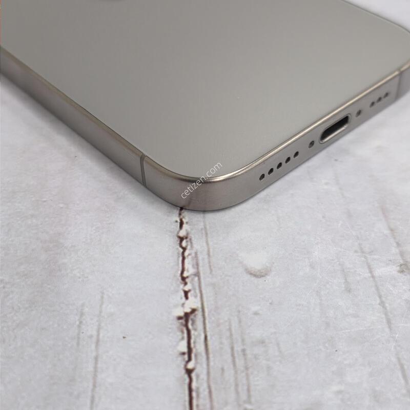 15���� 256GB