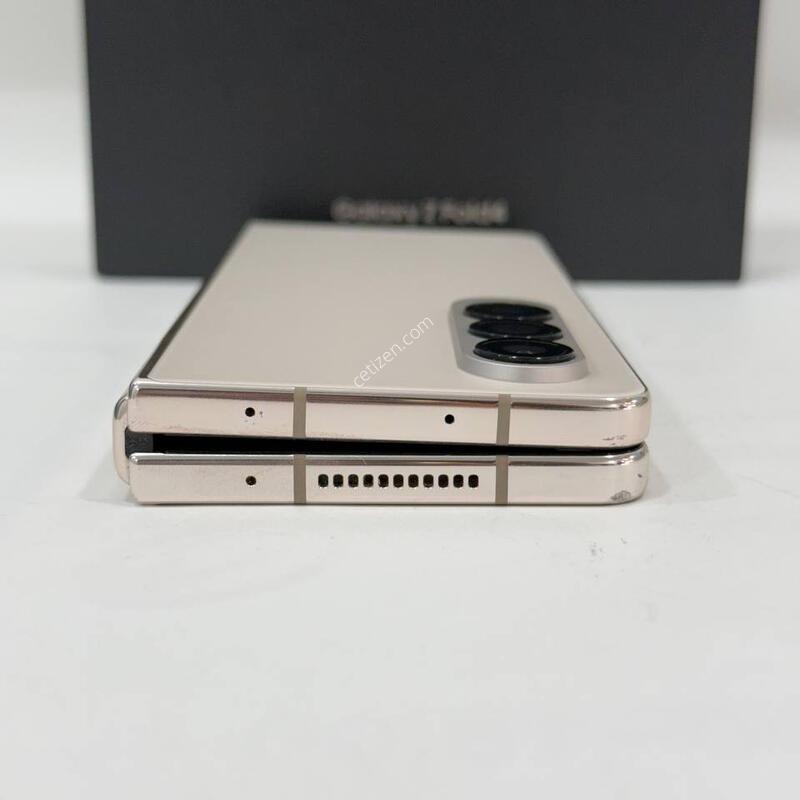 ������Z����4 ������ 256GB Y2221