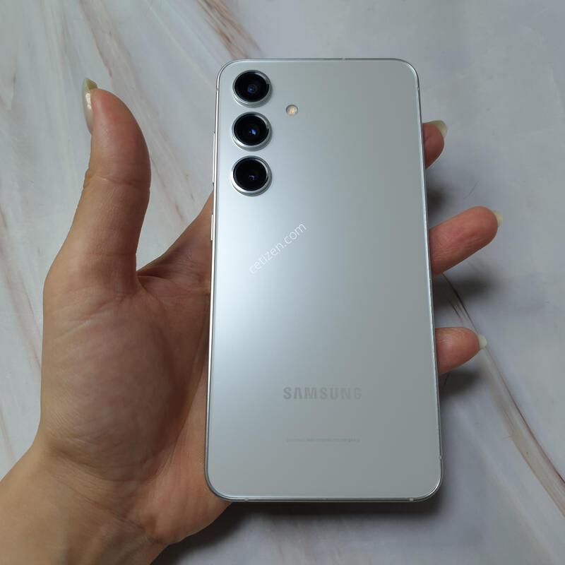 LG ������ S24 �׷��� 256G S�� �Ǹ��մϴ�