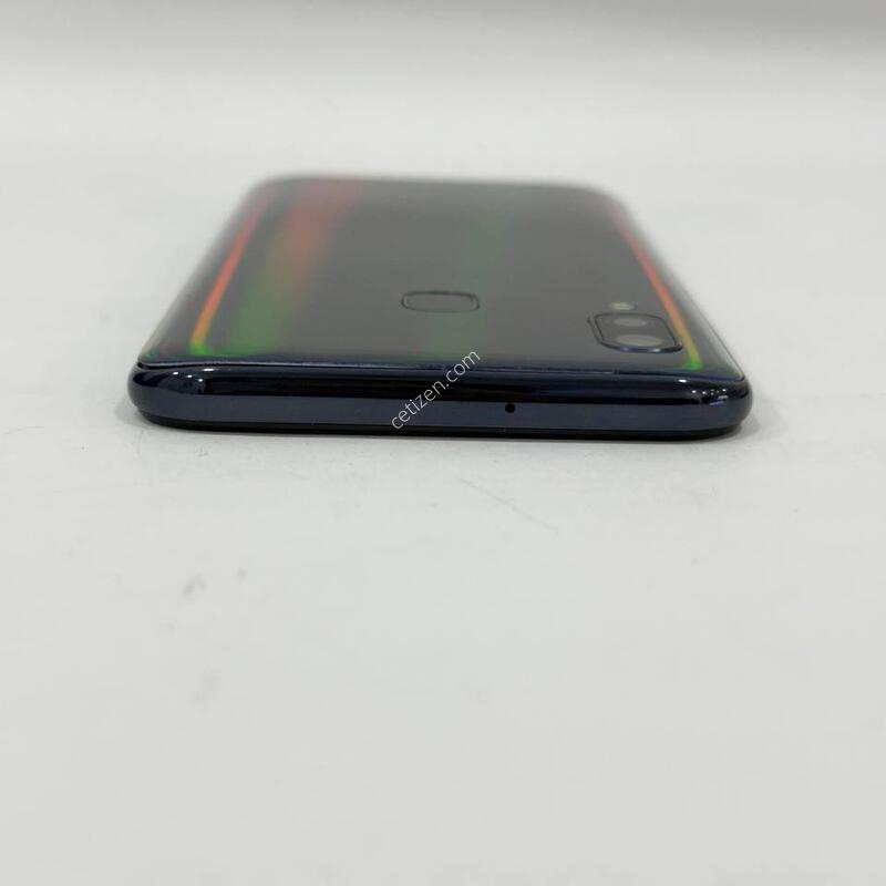 ������A40 ���� 64GB Y2235