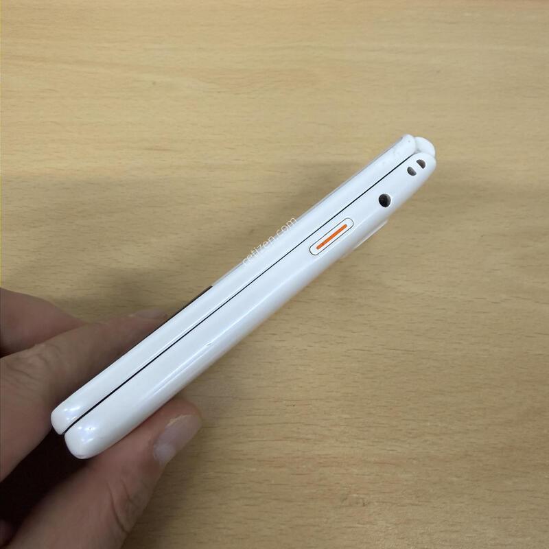 ��Ÿ������2 ȭ��Ʈ A�� 32GB