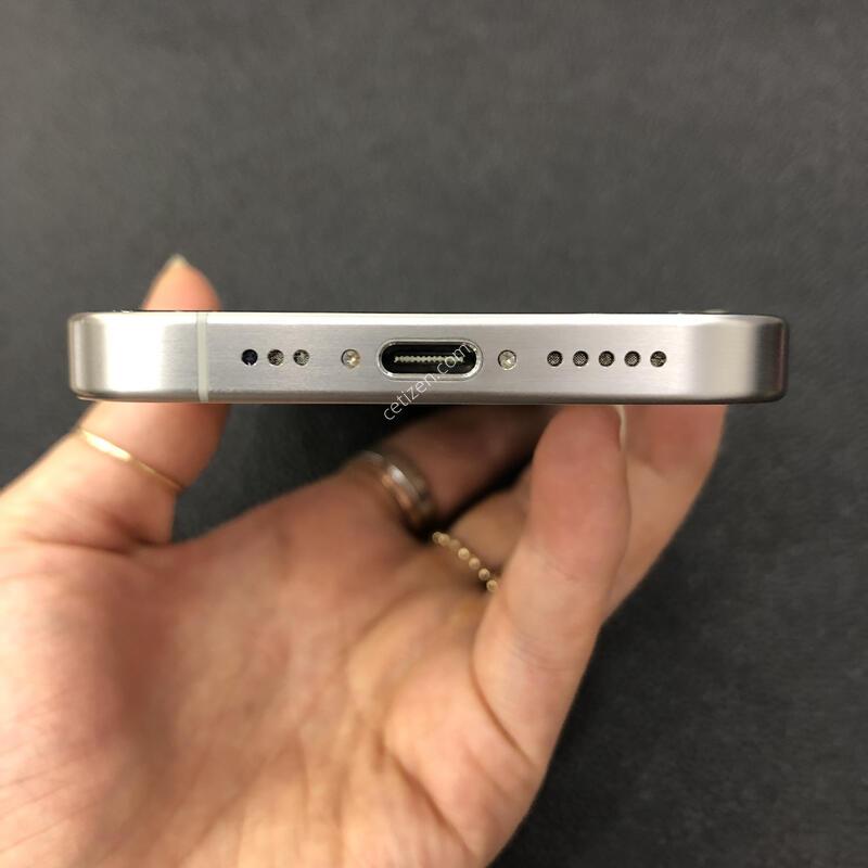������15���� ȭ��Ʈ 256G,S��,���͸����� 88%
