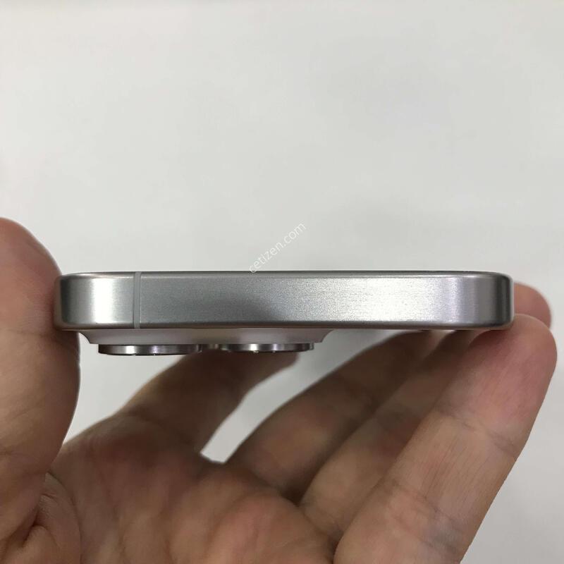 ������15���� ȭ��Ʈ 256G SSSSS��!!���͸�����88%