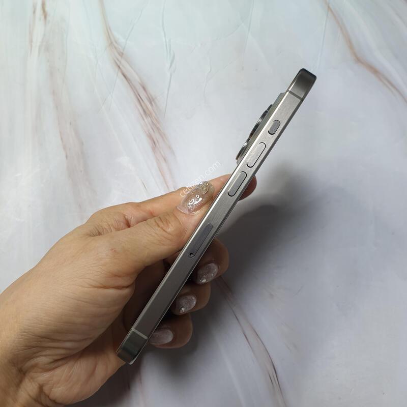 ������15���� ���߷�ƼŸ�� 256G S�� �Ǹ��մϴ�