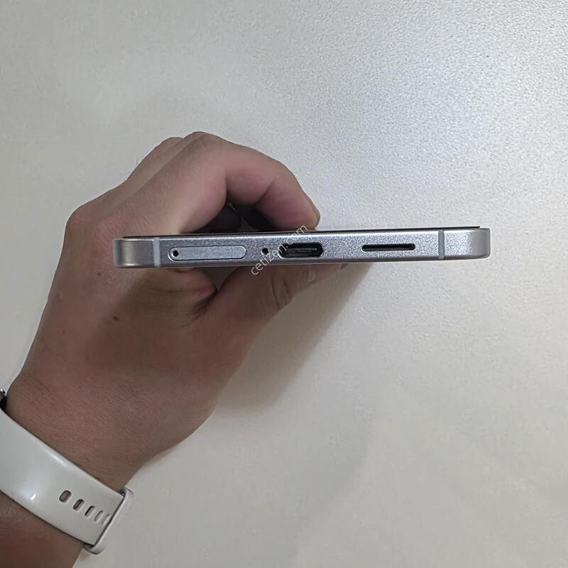 S25 ���� 256g ����ǰ�� �˴ϴ�.