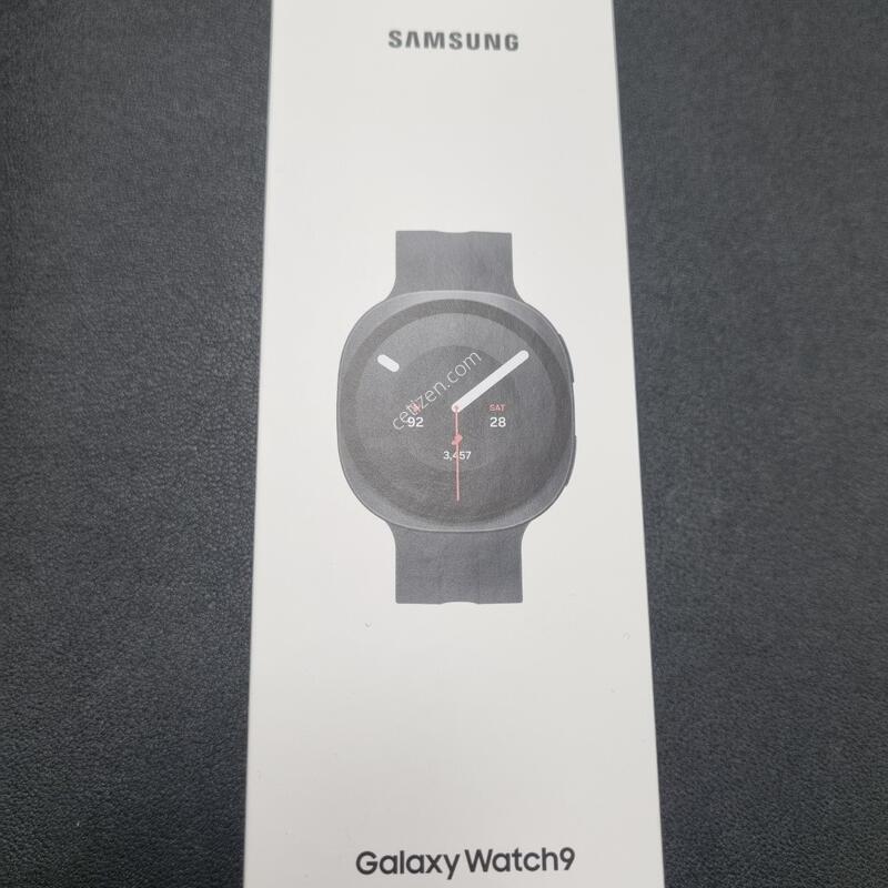�����ÿ�ġ9 44mm LTE�̰��� �˴ϴ�