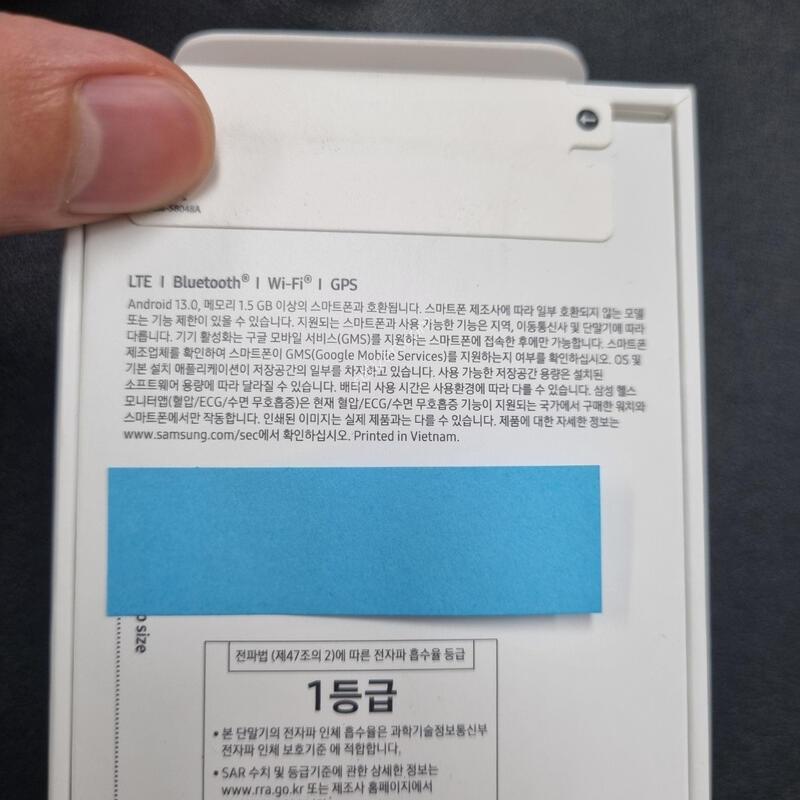 �����ÿ�ġ9 44mm LTE�̰��� �˴ϴ�