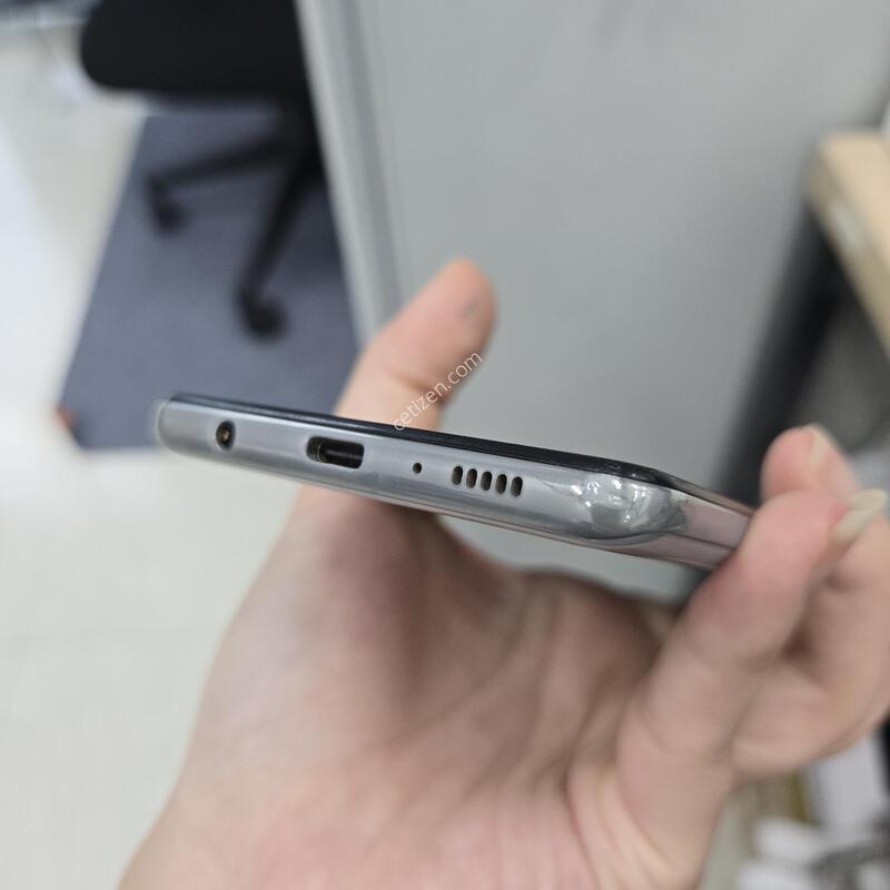 ������ A42 ȭ��Ʈ 128GB AA��  ������