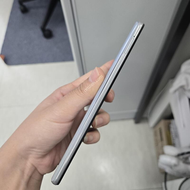 ������ A42 ȭ��Ʈ 128GB AA��  ������