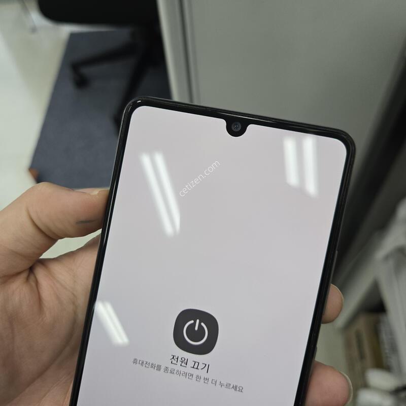 ������ A42 ȭ��Ʈ 128GB AA��  ������