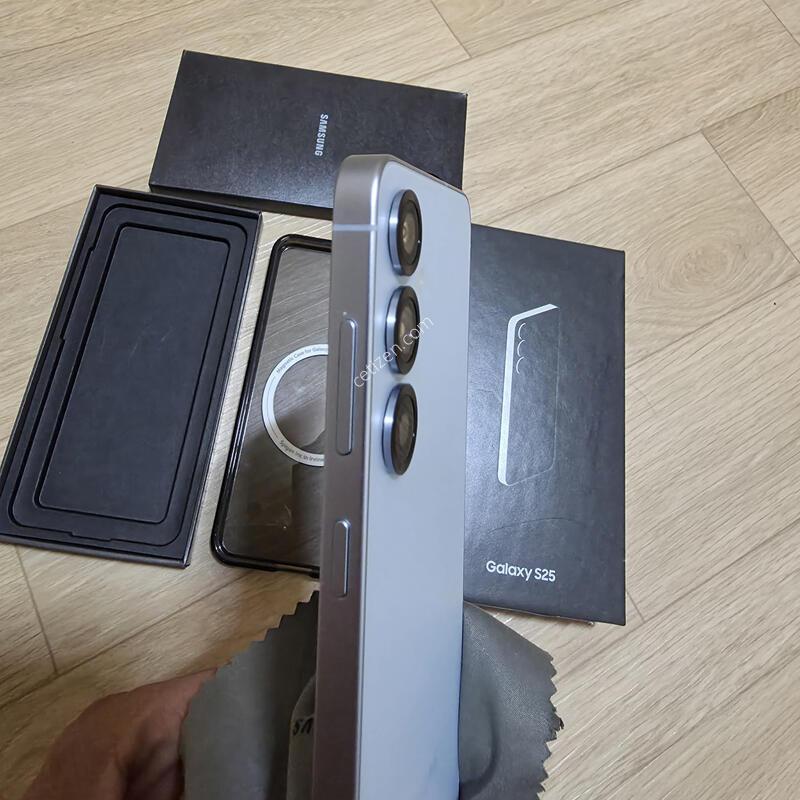 ������S25    512GB