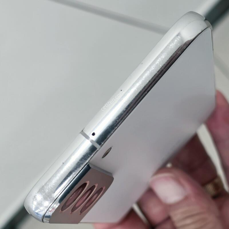 ������ S22�÷��� ȭ��Ʈ 256GB ������ �� �Ǹ�