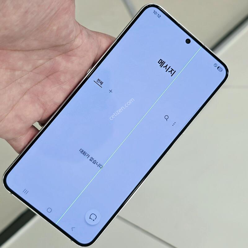 ������ S22�÷��� ȭ��Ʈ 256GB ������ �� �Ǹ�