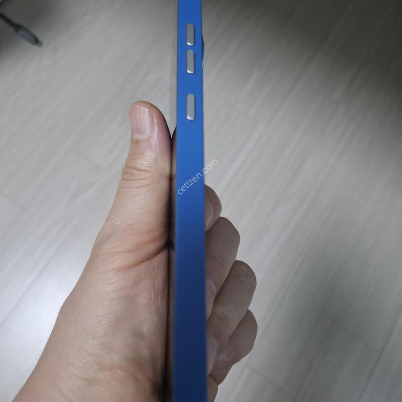 ������4a. 12+256g�˴ϴ�