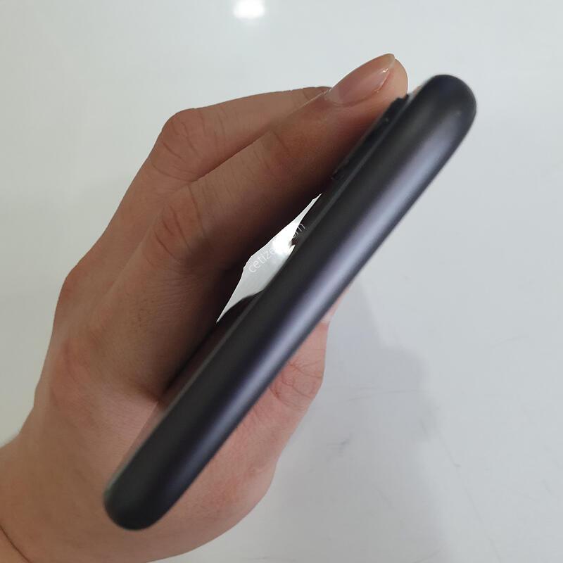 ������11 64G ���ܻ� �������⽺ S�� �߰��� �����