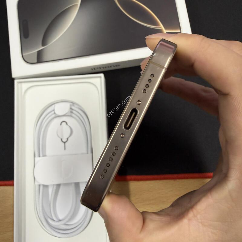������16���θƽ� 256GB Ǯ�ڽ� �˴ϴ�