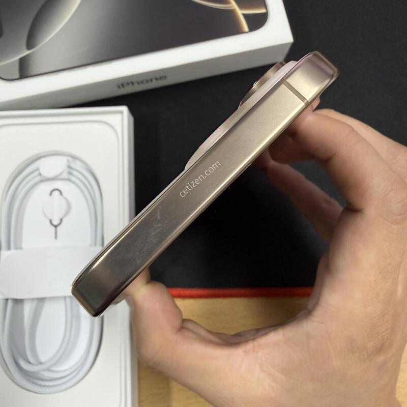 ������16���θƽ� 256GB Ǯ�ڽ� �˴ϴ�