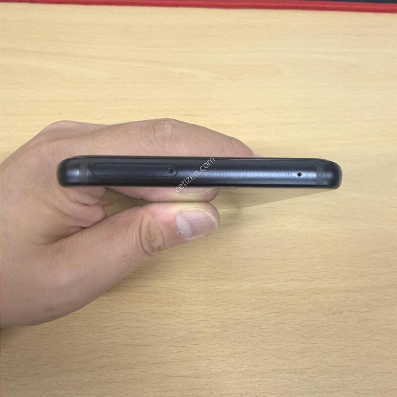 LG Q9 ���� 64GB